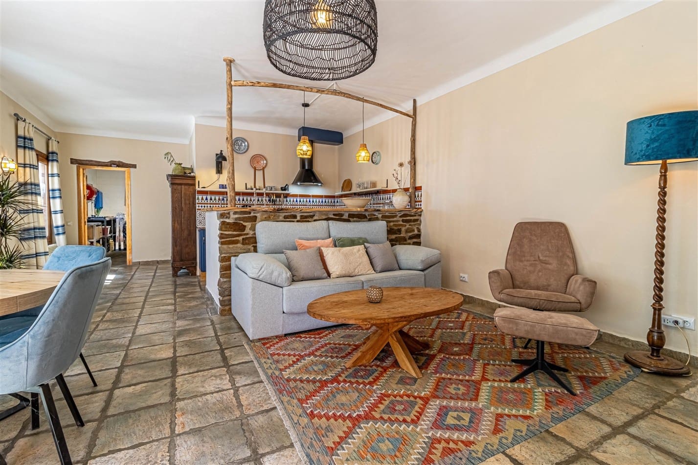 3 soveværelse Finca/Landehus til salg i Yegen med garage - € 210.000 (Ref: 9231779)