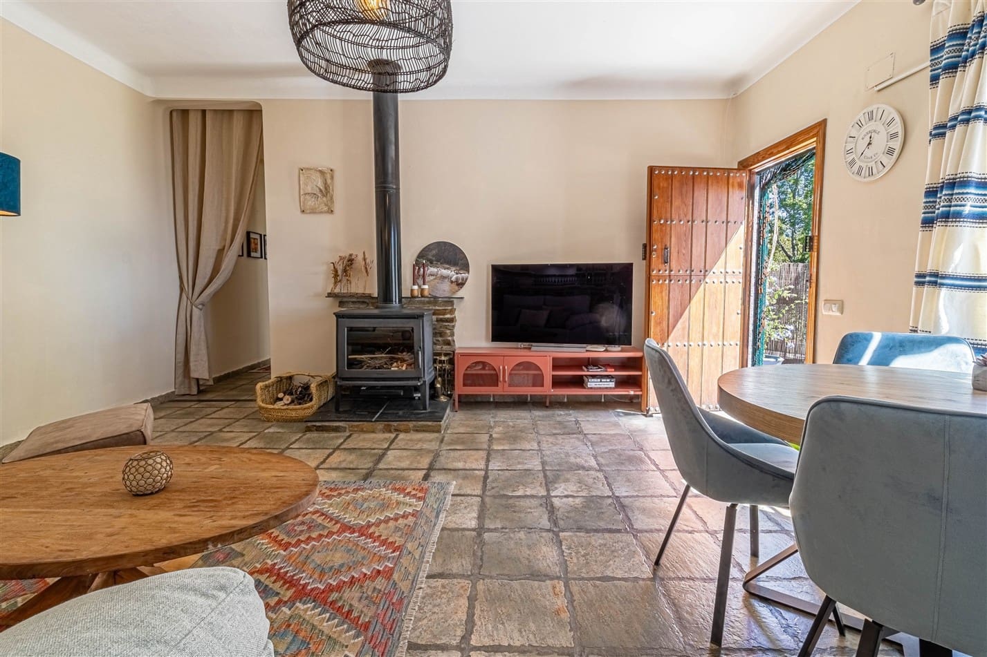 3 soveværelse Finca/Landehus til salg i Yegen med garage - € 210.000 (Ref: 9231779)