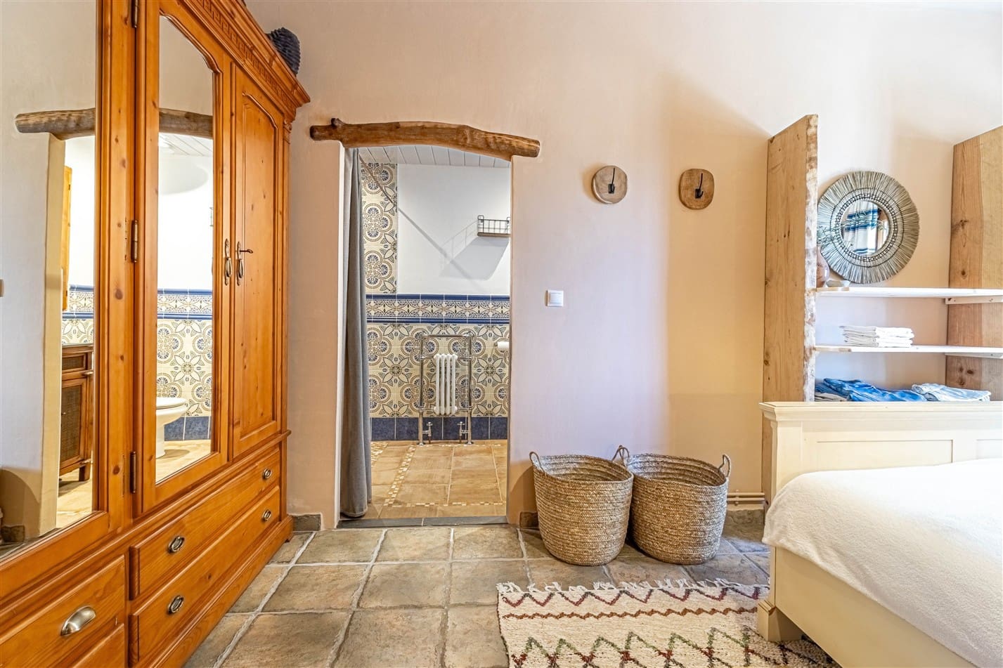 3 soveværelse Finca/Landehus til salg i Yegen med garage - € 210.000 (Ref: 9231779)