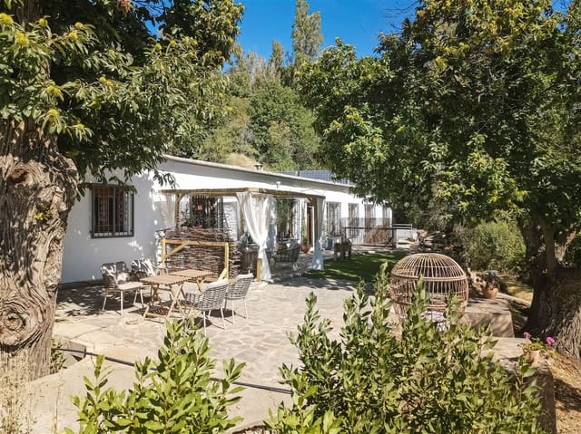 3 soveværelse Finca/Landehus til salg i Yegen, Alpujarra de la Sierra med garage - € 210.000 (Ref: 9231779)