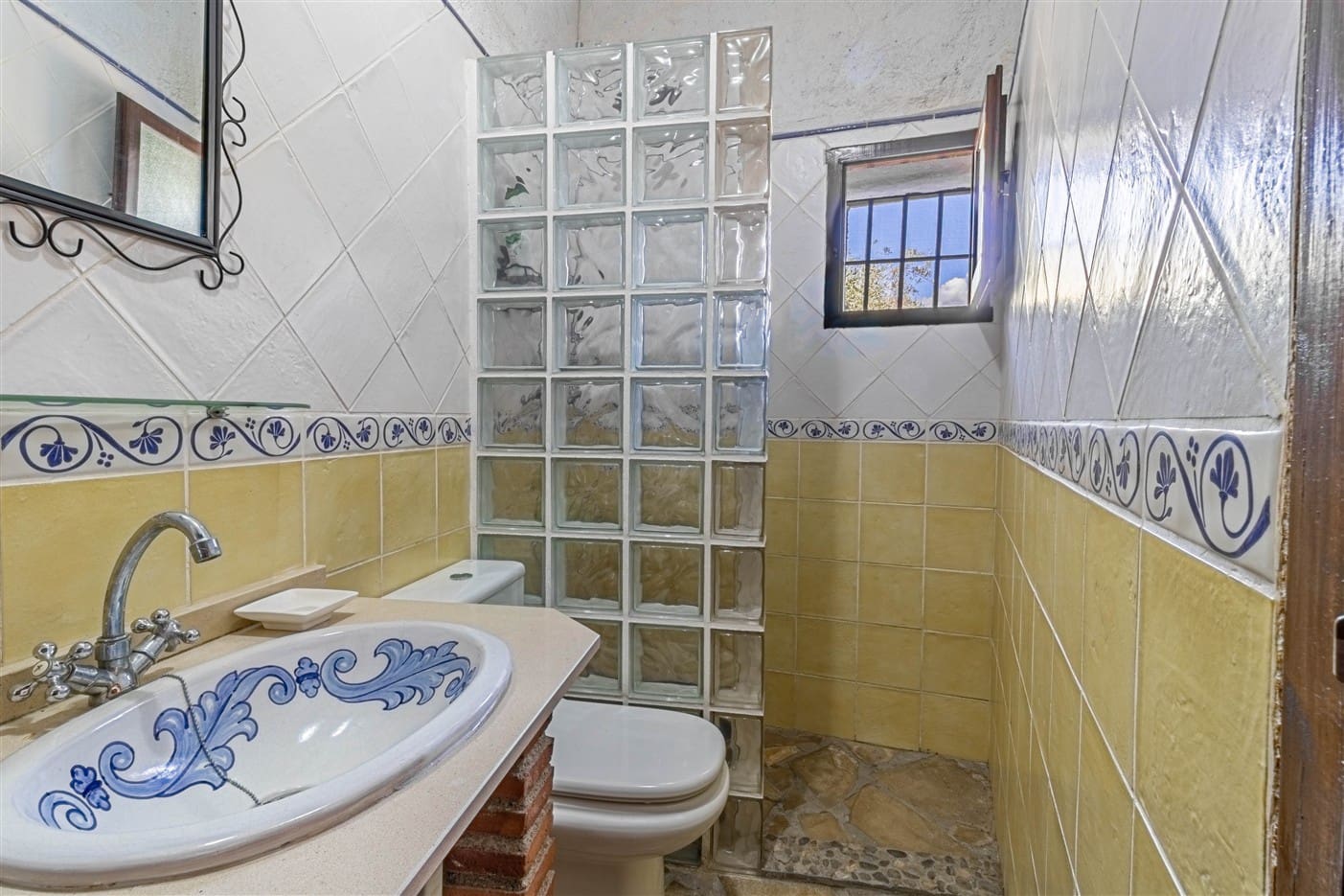 3 bedroom Finca/Country House for sale in Orgiva - € 300,000 (Ref: 9269218)