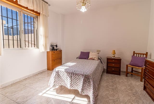 6 slaapkamer Huis te koop in Orgiva met garage - € 190.000 (Ref: 9311911)