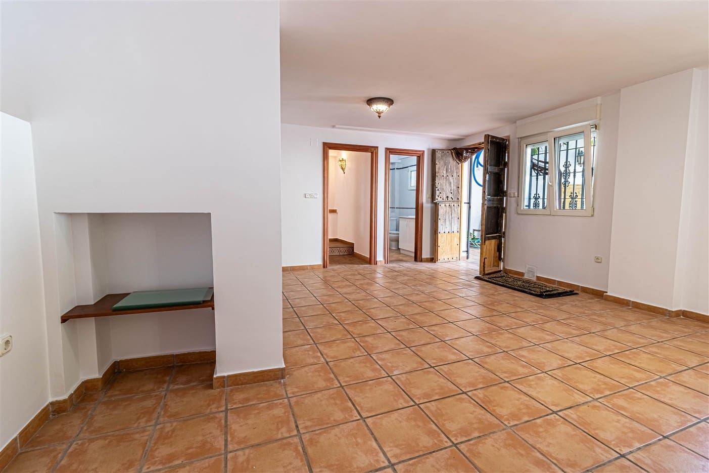 5 slaapkamer Halfvrijstaande villa te koop in El Pinar met zwembad garage - € 350.000 (Ref: 9311912)