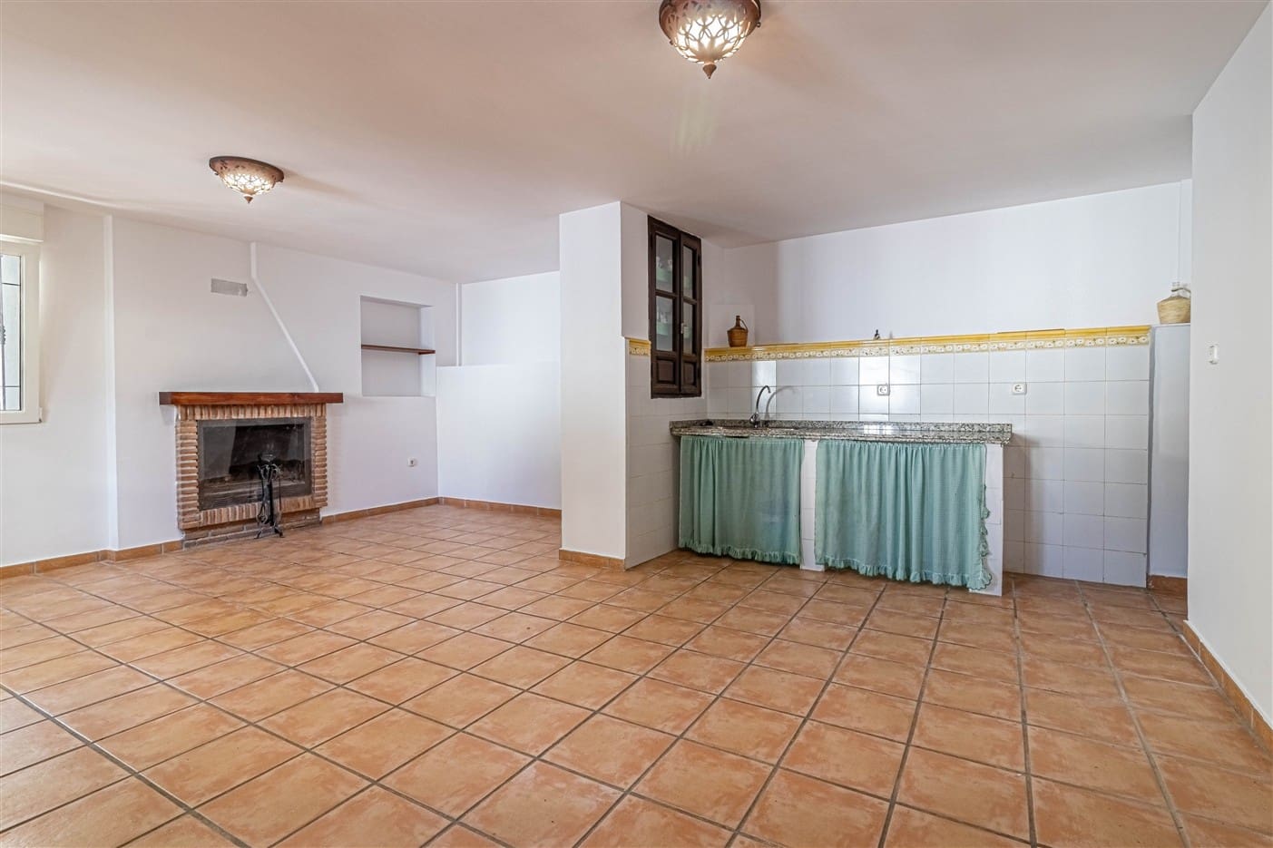 5 slaapkamer Halfvrijstaande villa te koop in El Pinar met zwembad garage - € 350.000 (Ref: 9311912)