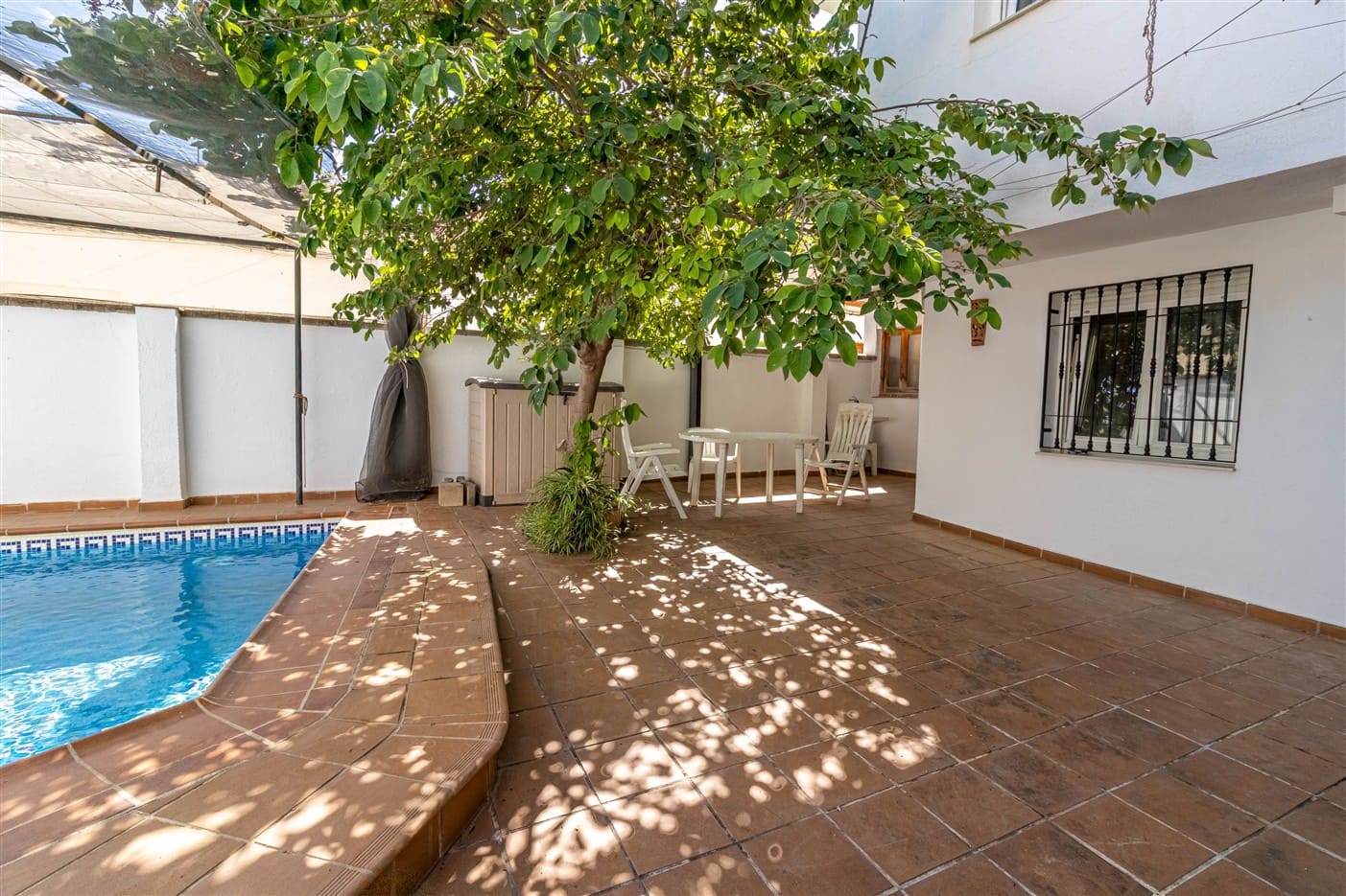 5 slaapkamer Halfvrijstaande villa te koop in El Pinar met zwembad garage - € 350.000 (Ref: 9311912)