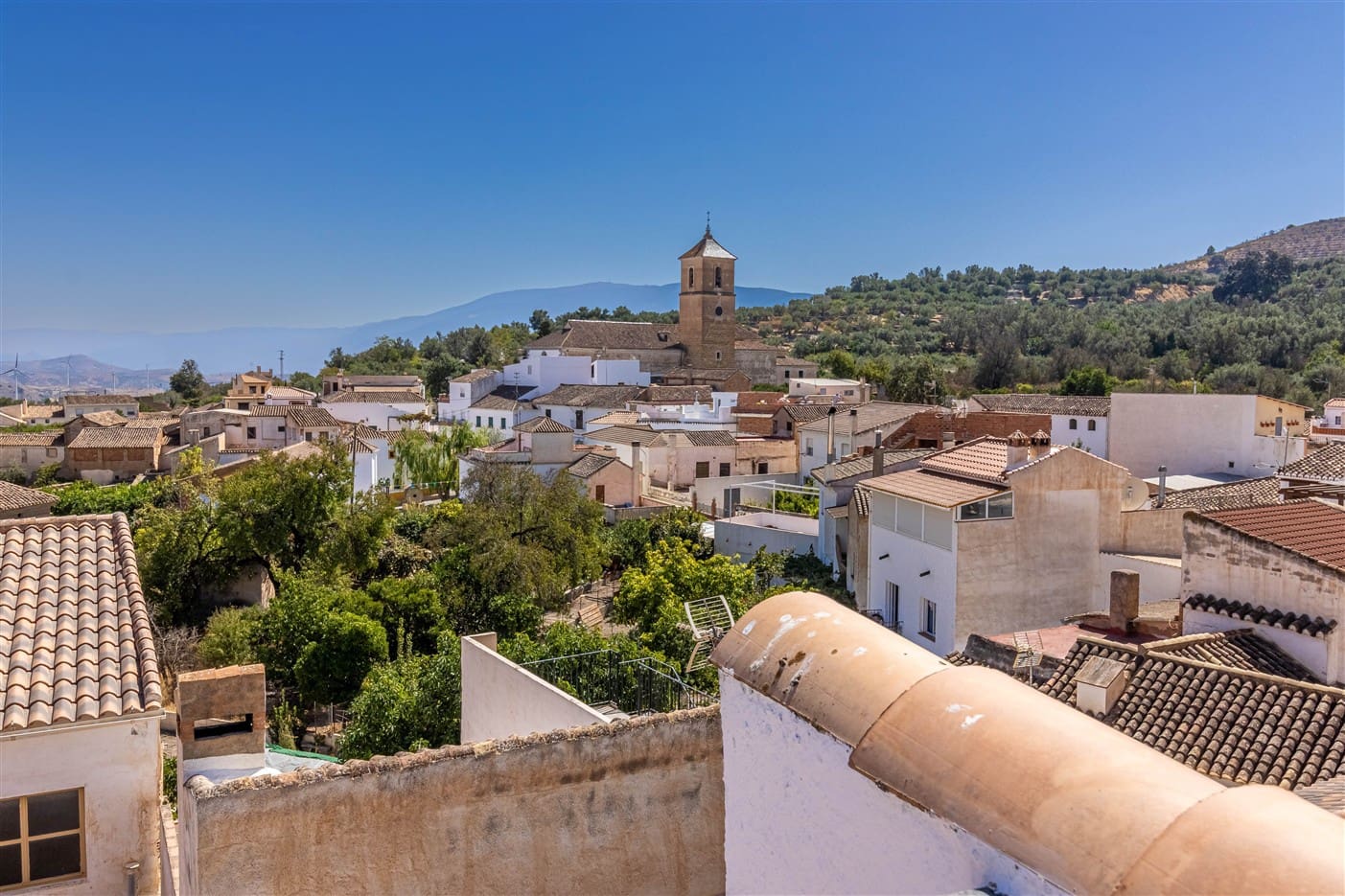 5 slaapkamer Halfvrijstaande villa te koop in El Pinar met zwembad garage - € 350.000 (Ref: 9311912)