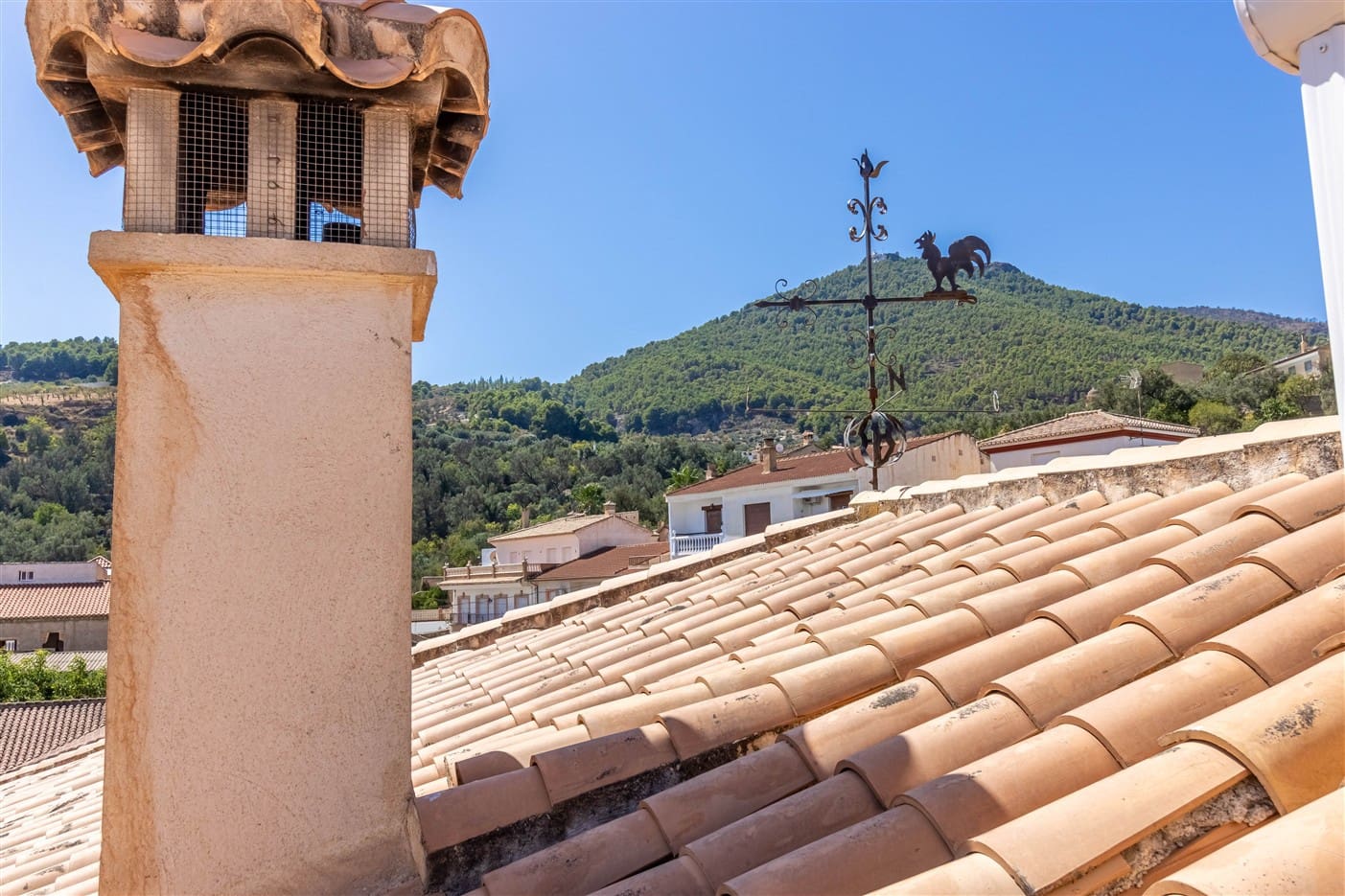 5 slaapkamer Halfvrijstaande villa te koop in El Pinar met zwembad garage - € 350.000 (Ref: 9311912)