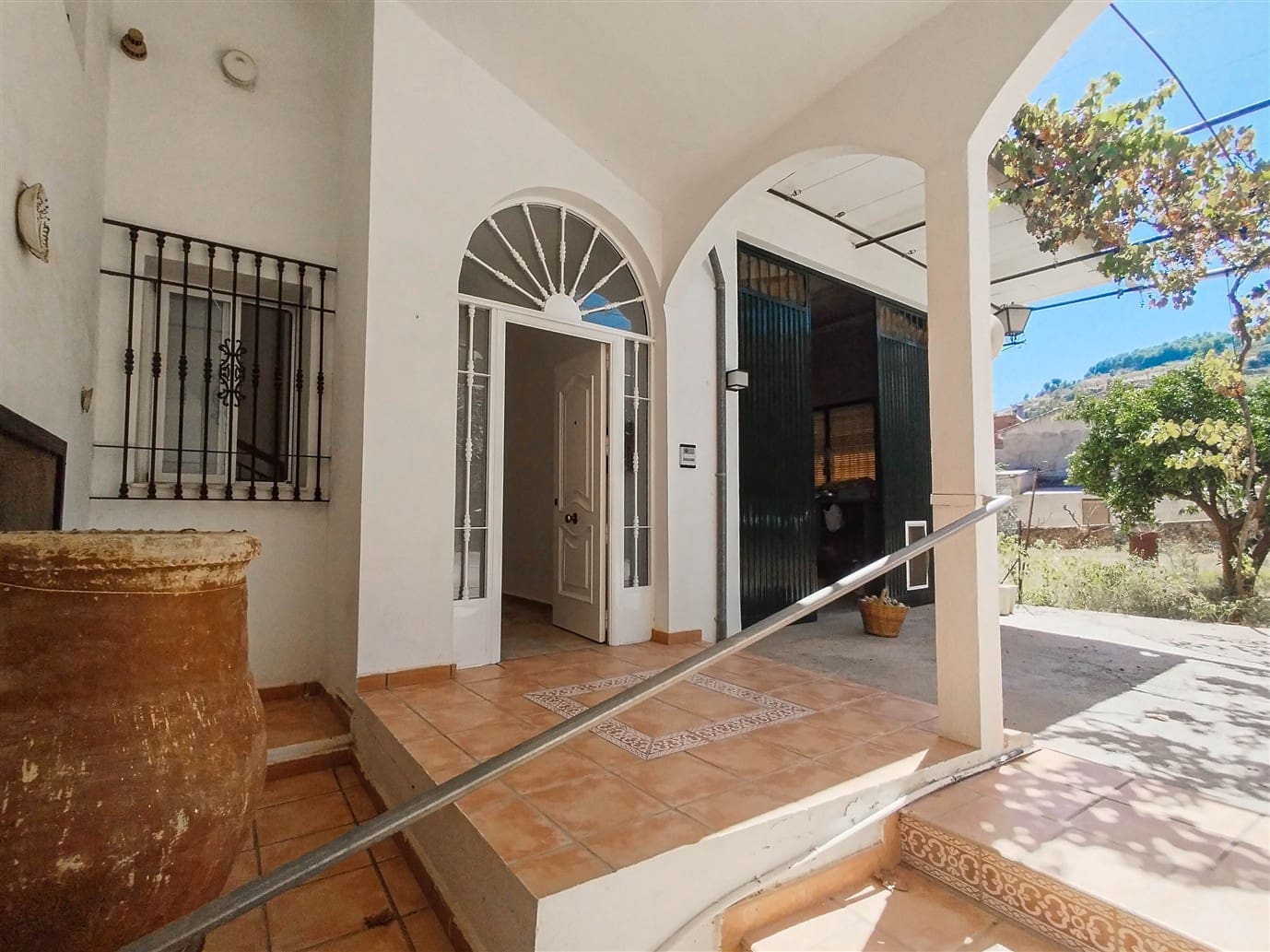 5 slaapkamer Halfvrijstaande villa te koop in El Pinar met zwembad garage - € 350.000 (Ref: 9311912)