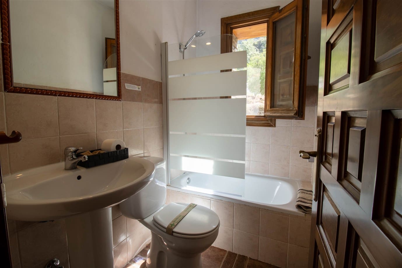 16 slaapkamer Finca/Landhuis te koop in Trevelez met zwembad garage - € 490.000 (Ref: 9360494)