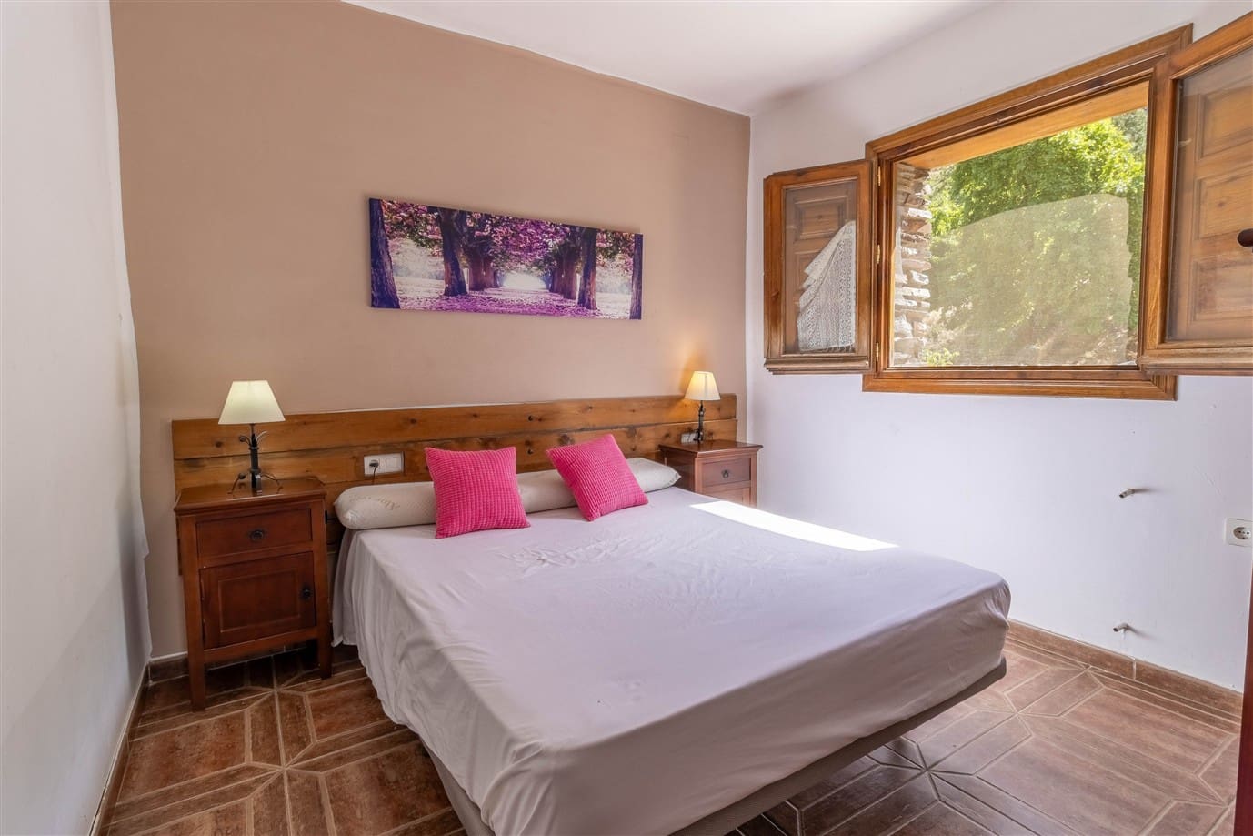 16 slaapkamer Finca/Landhuis te koop in Trevelez met zwembad garage - € 490.000 (Ref: 9360494)