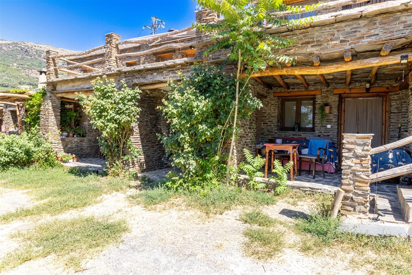 16 slaapkamer Finca/Landhuis te koop in Trevelez met zwembad garage - € 490.000 (Ref: 9360494)