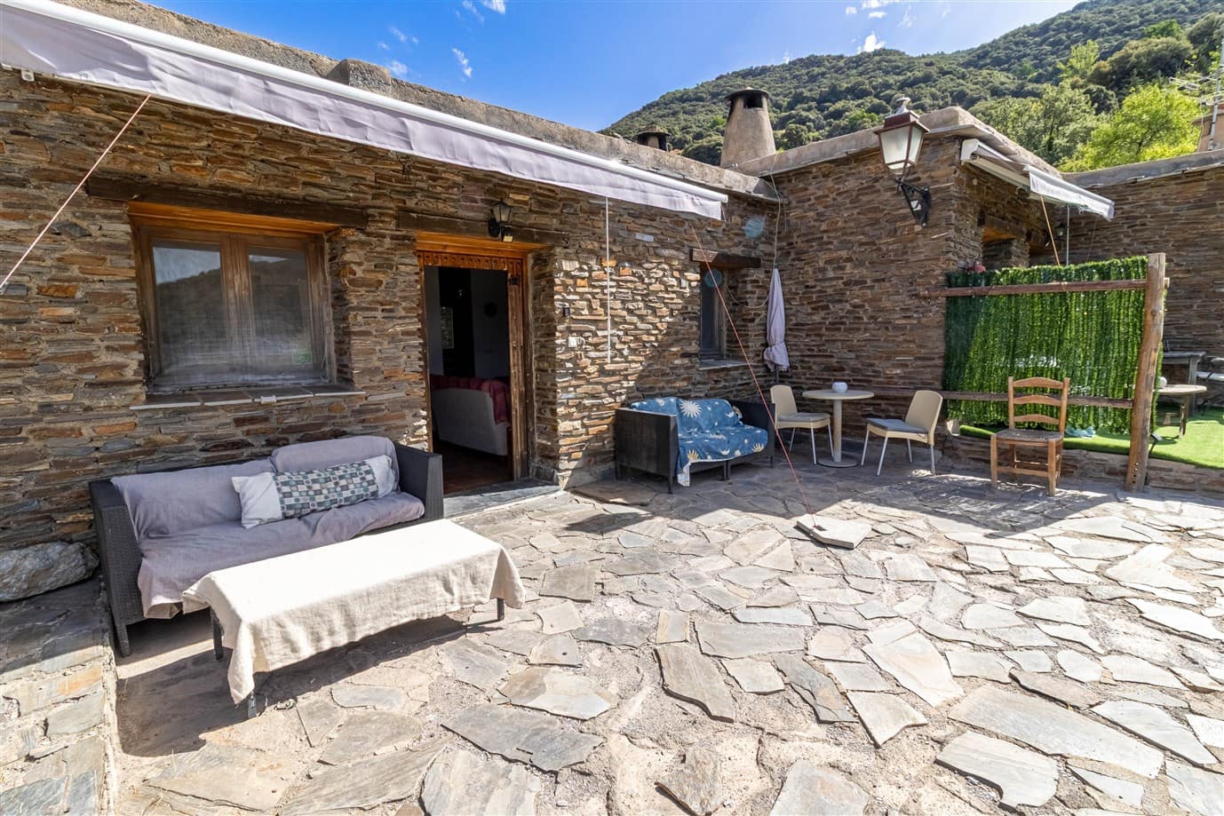 16 slaapkamer Finca/Landhuis te koop in Trevelez met zwembad garage - € 490.000 (Ref: 9360494)