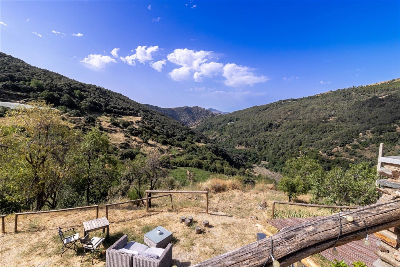 16 slaapkamer Finca/Landhuis te koop in Trevelez met zwembad garage - € 490.000 (Ref: 9360494)