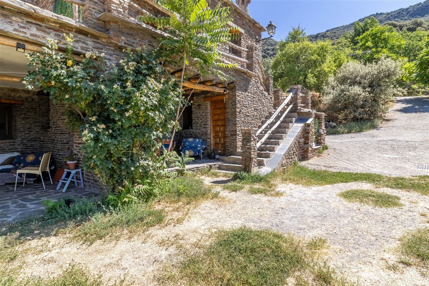 16 slaapkamer Finca/Landhuis te koop in Trevelez met zwembad garage - € 490.000 (Ref: 9360494)