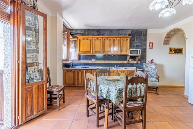 3 soveværelse Lejlighed til salg i Bubión med swimmingpool - € 140.000 (Ref: 9360526)