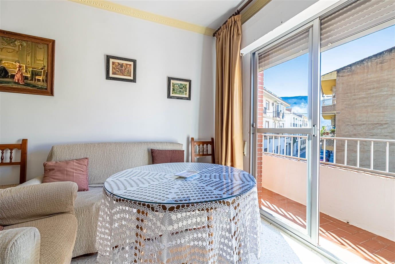 4 soveværelse Byhus til salg i Orgiva med garage - € 220.000 (Ref: 9618631)