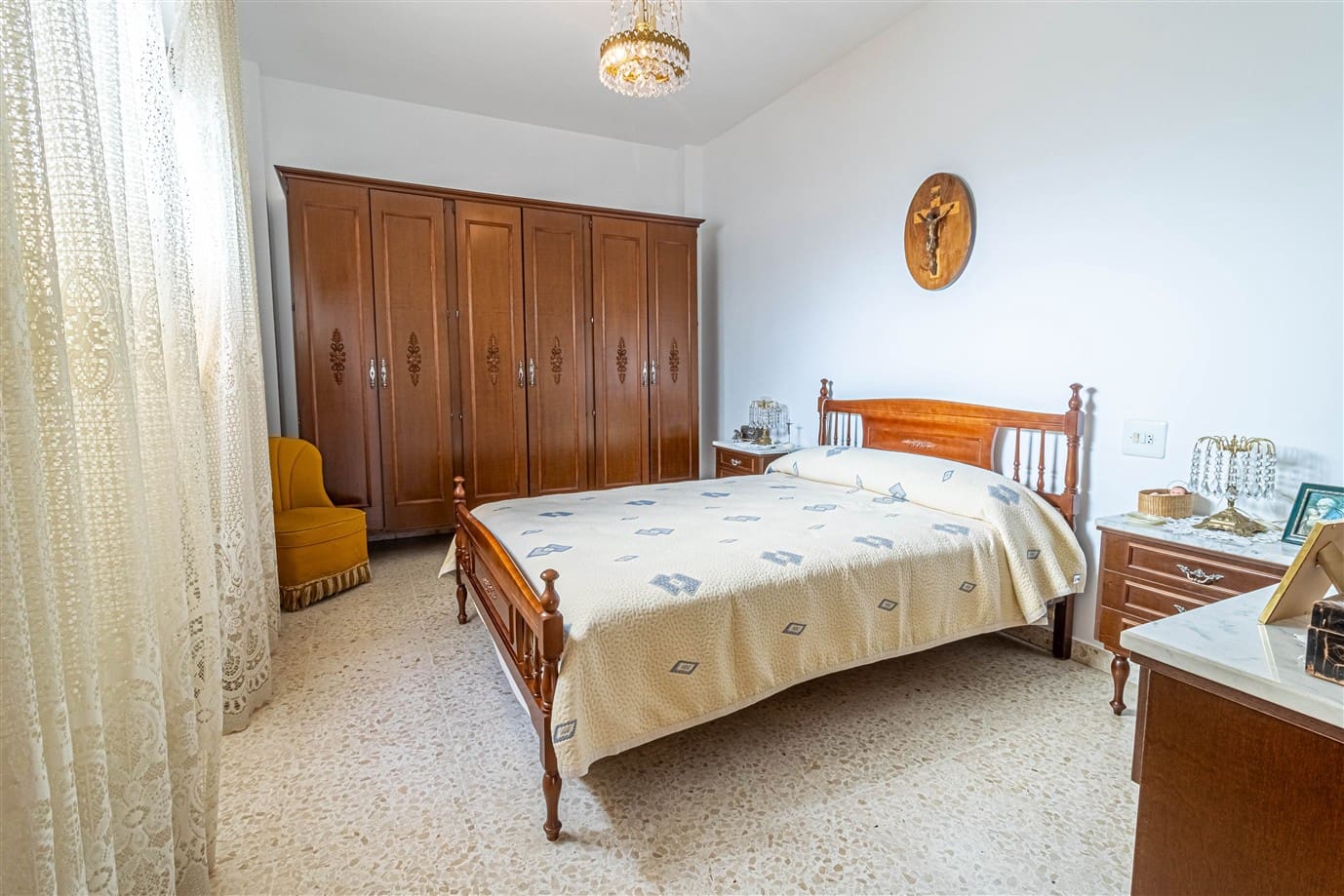 4 soveværelse Byhus til salg i Orgiva med garage - € 220.000 (Ref: 9618631)