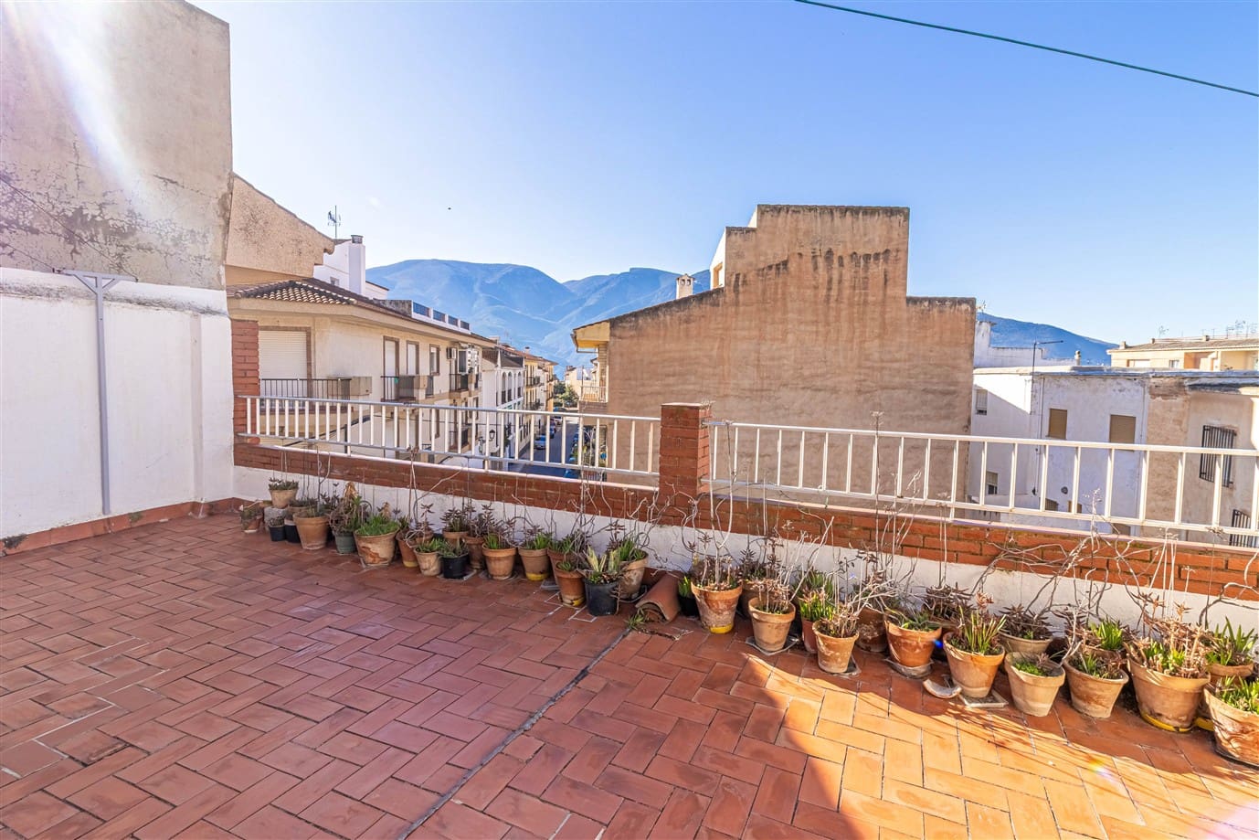 4 soveværelse Byhus til salg i Orgiva med garage - € 220.000 (Ref: 9618631)