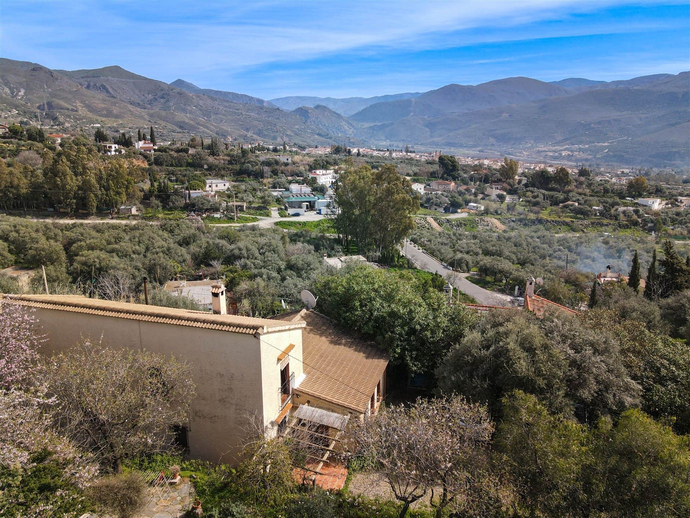 4 chambre Finca/Maison de Campagne à vendre à Orgiva avec piscine garage - 420 000 € (Ref: 9618975)