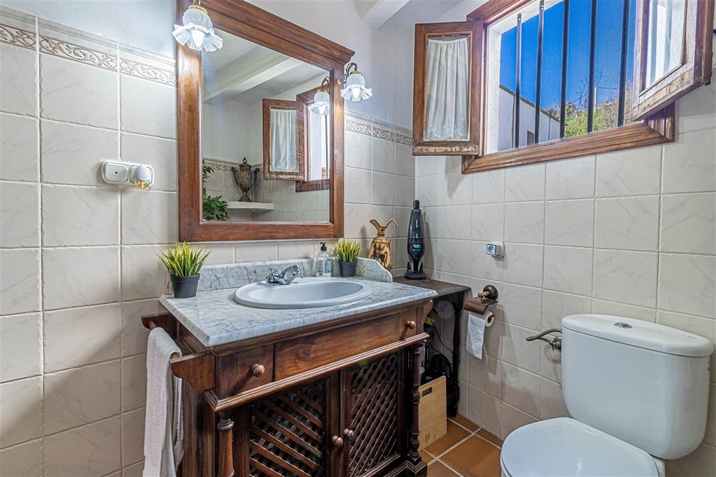 2 soverom Hus til salgs i Carataunas med svømmebasseng - € 225 000 (Ref: 9646317)