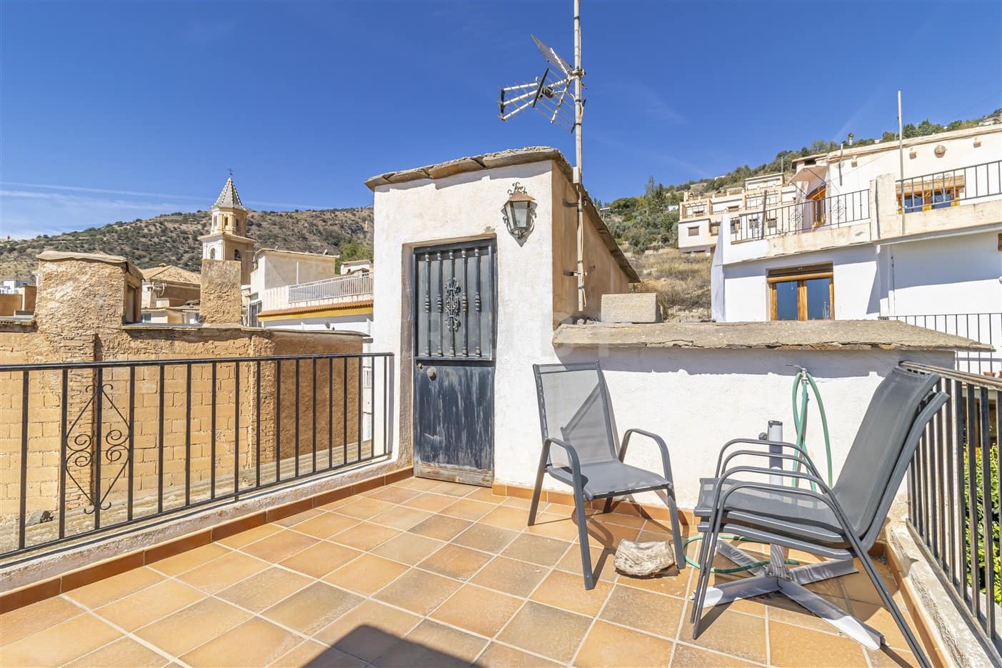 2 soverom Hus til salgs i Carataunas med svømmebasseng - € 225 000 (Ref: 9646317)