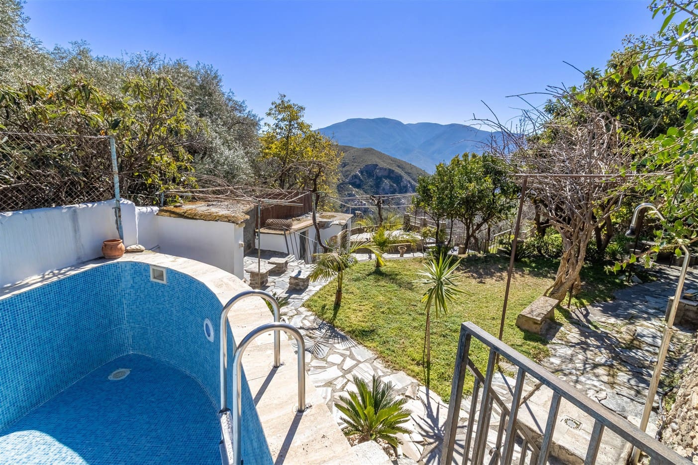 2 soverom Hus til salgs i Carataunas med svømmebasseng - € 225 000 (Ref: 9646317)