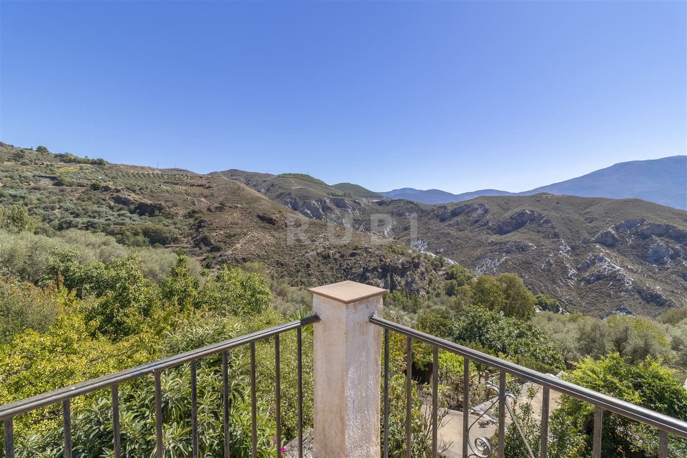 2 soverom Hus til salgs i Carataunas med svømmebasseng - € 225 000 (Ref: 9646317)