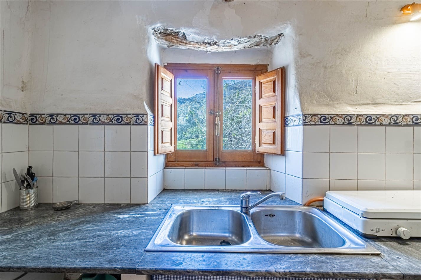 2 soverom Finca/Herregård til salgs i Orgiva med garasje - € 150 000 (Ref: 9671198)