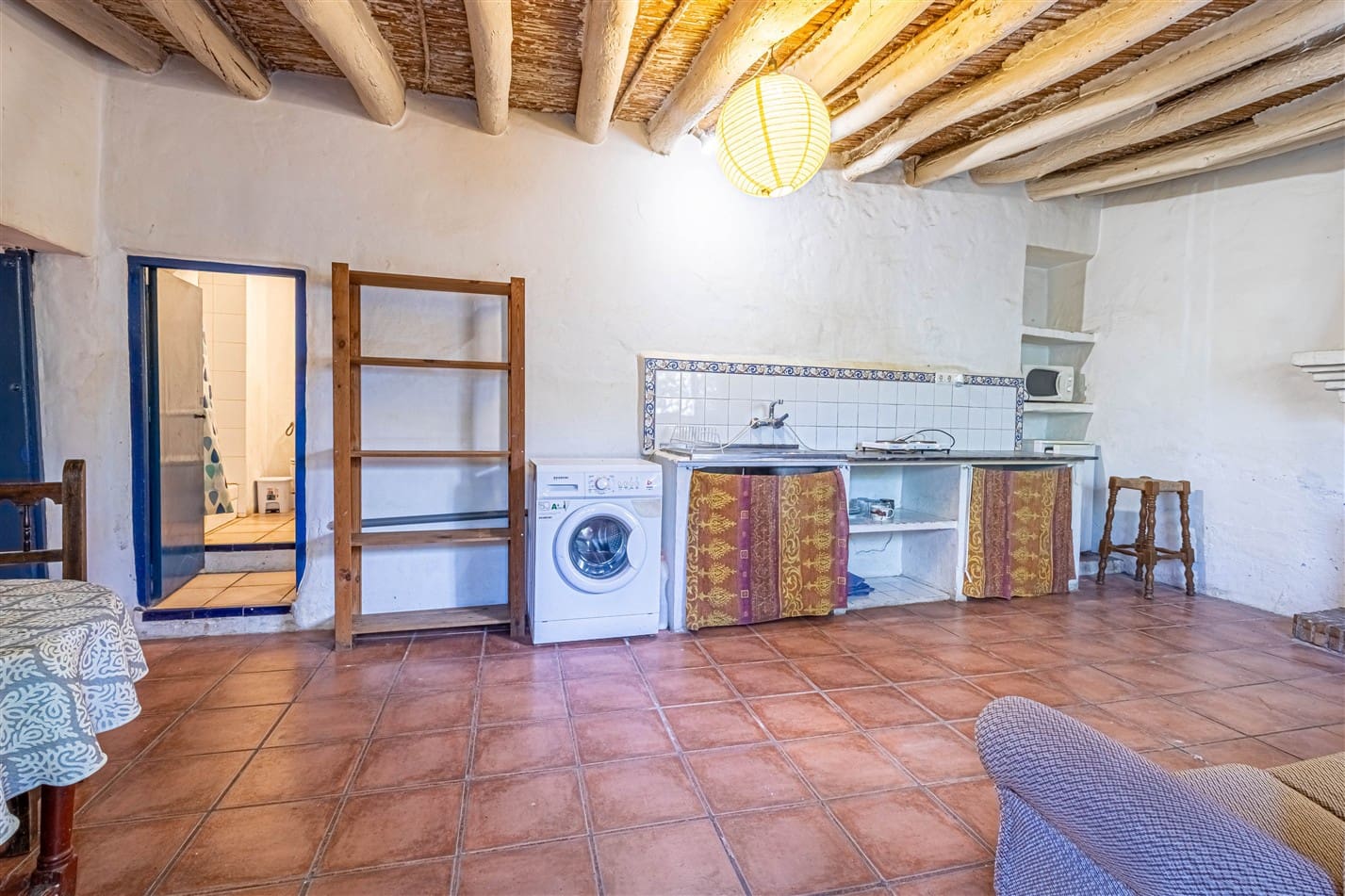 2 soverom Finca/Herregård til salgs i Orgiva med garasje - € 150 000 (Ref: 9671198)