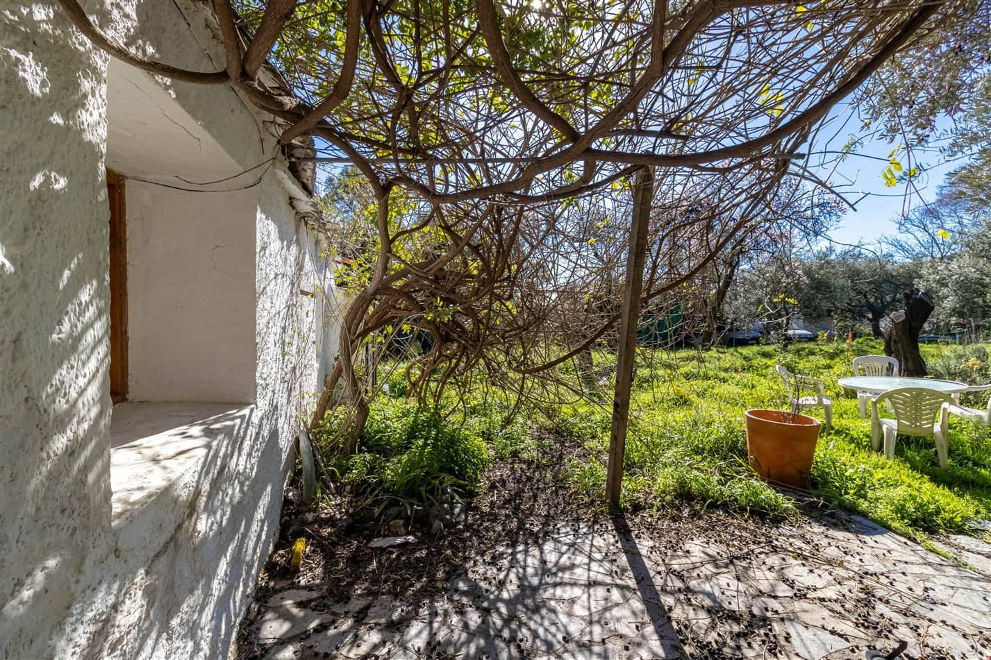 2 soverom Finca/Herregård til salgs i Orgiva med garasje - € 150 000 (Ref: 9671198)