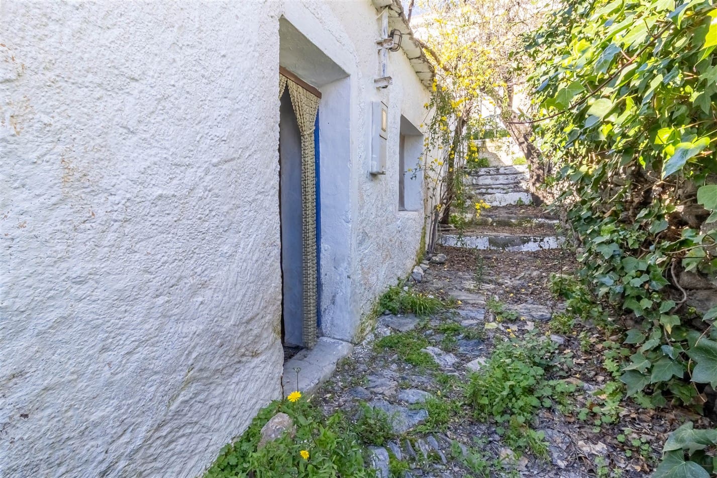 2 soverom Finca/Herregård til salgs i Orgiva med garasje - € 150 000 (Ref: 9671198)