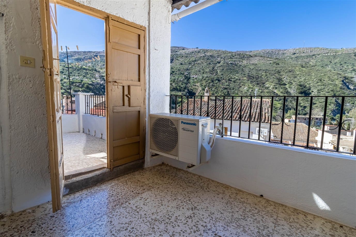 6 sypialnia Dom na sprzedaż w Torvizcon z garażem - 65 000 € (Ref: 9805674)