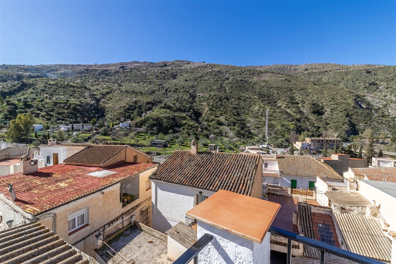 6 sypialnia Dom na sprzedaż w Torvizcon z garażem - 65 000 € (Ref: 9805674)