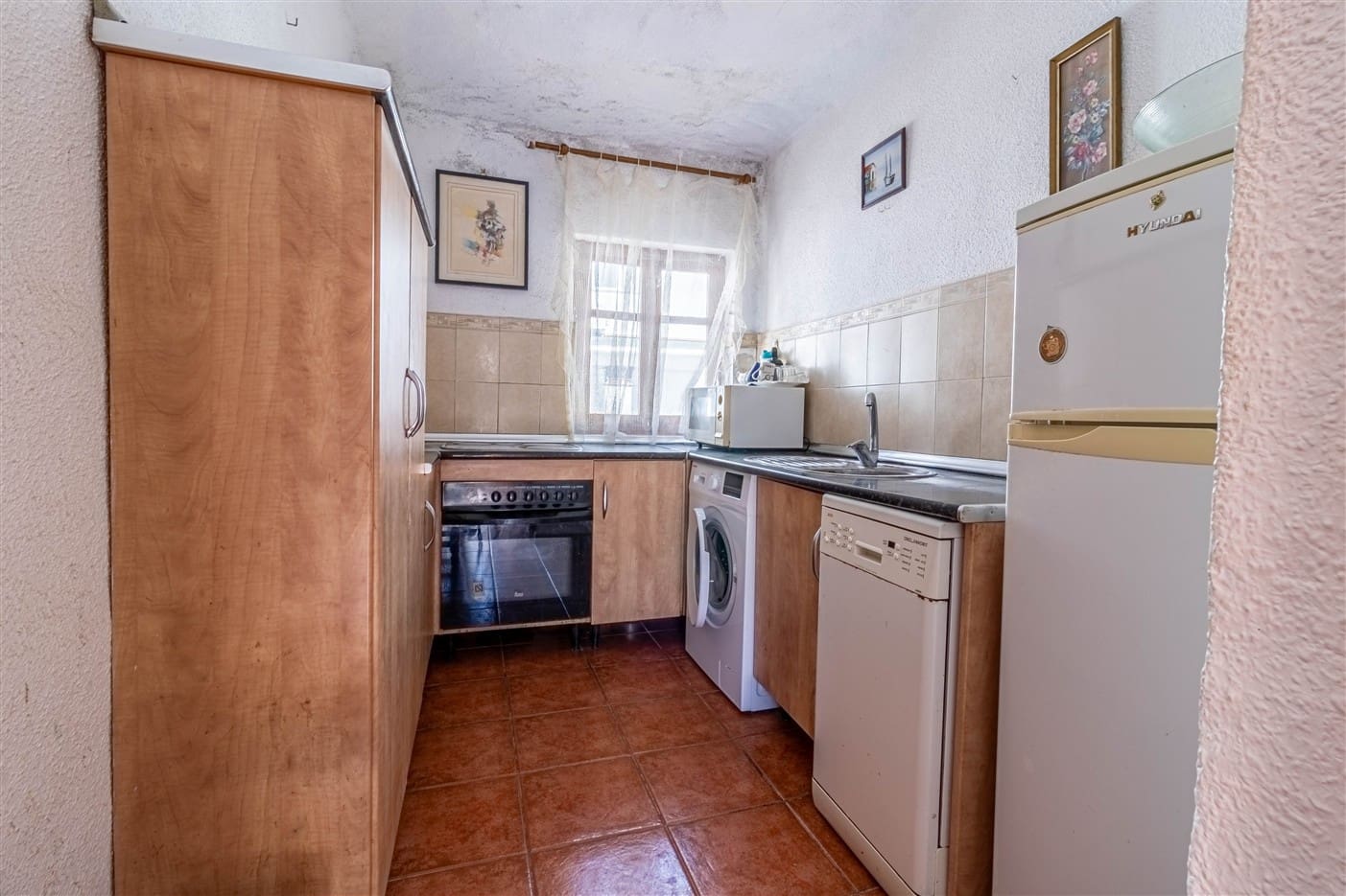 2 slaapkamer Appartement te koop in Orgiva - € 30.000 (Ref: 9805712)