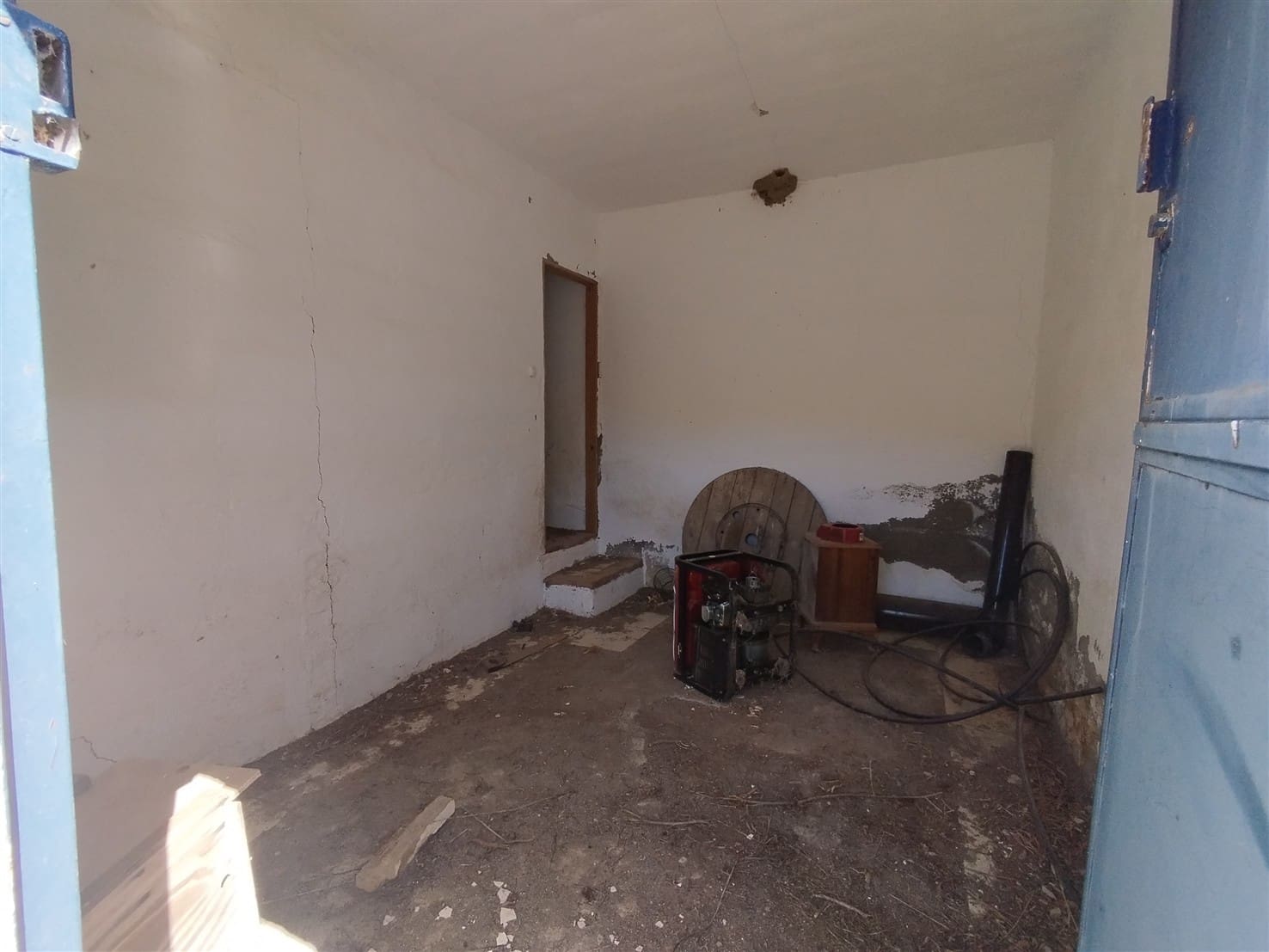 10 soveværelse Finca/Landehus til salg i Almegijar med garage - € 100.000 (Ref: 9805797)