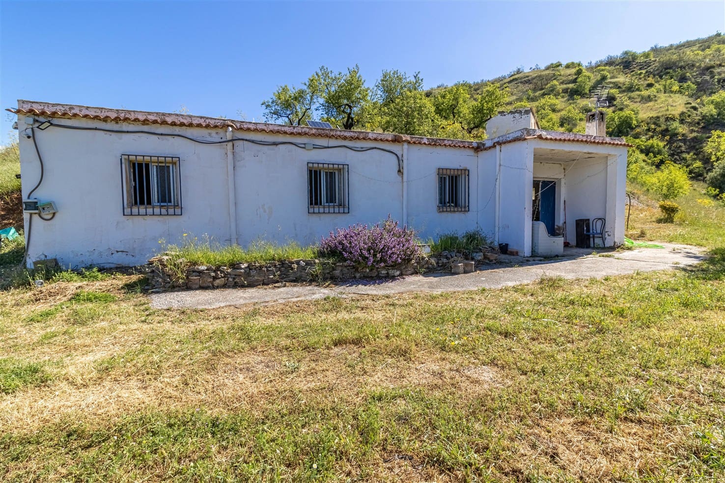 10 soveværelse Finca/Landehus til salg i Almegijar med garage - € 100.000 (Ref: 9805797)