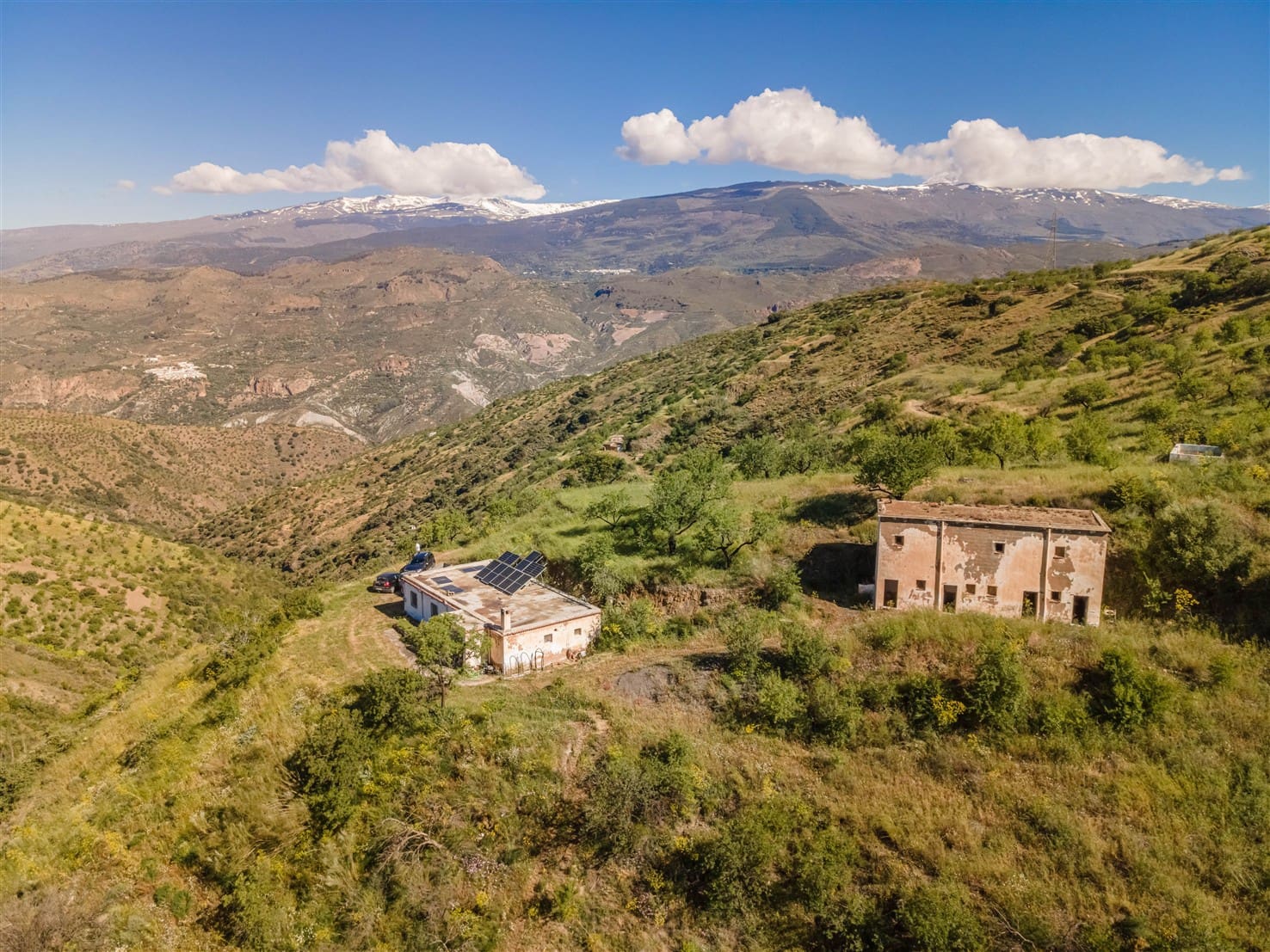 10 soveværelse Finca/Landehus til salg i Almegijar med garage - € 100.000 (Ref: 9805797)