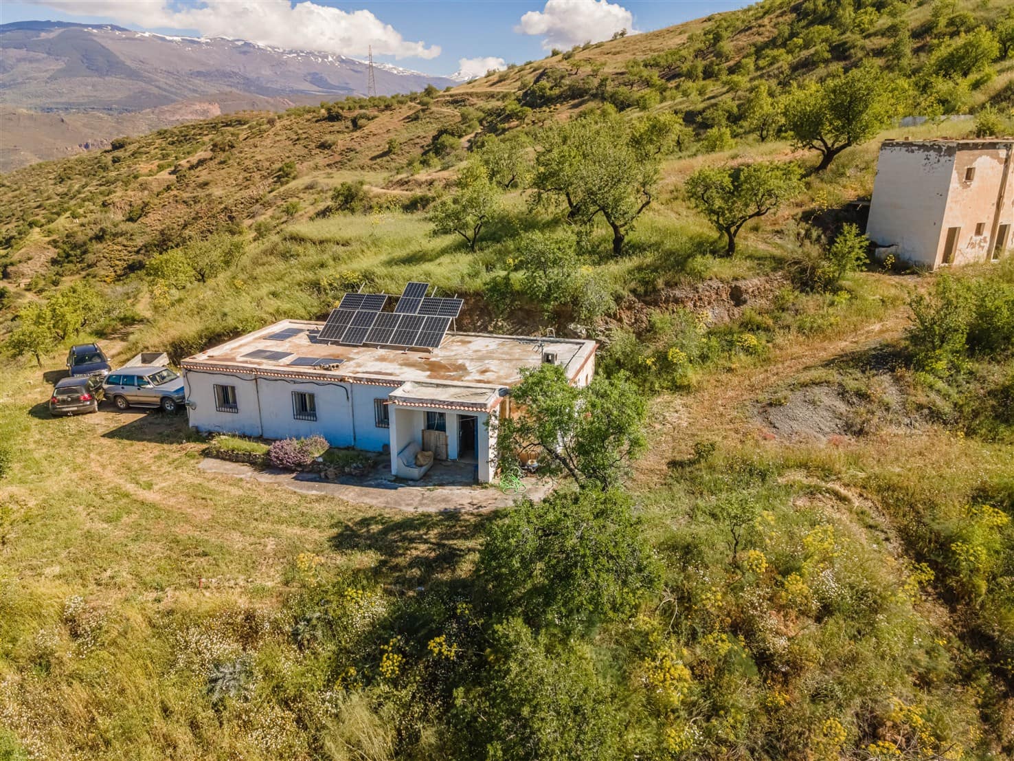 10 soveværelse Finca/Landehus til salg i Almegijar med garage - € 100.000 (Ref: 9805797)