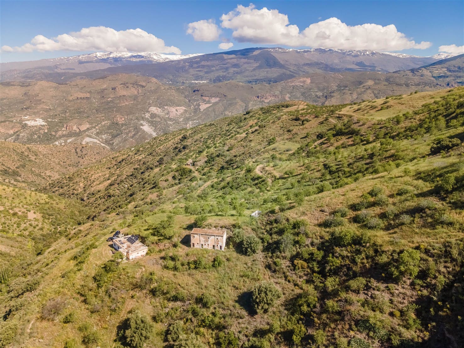 10 soveværelse Finca/Landehus til salg i Almegijar med garage - € 100.000 (Ref: 9805797)