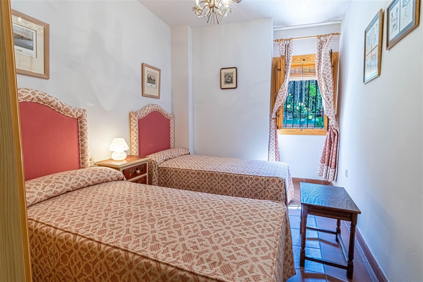 2 sypialnia Apartament na sprzedaż w Bubion z garażem - 93 000 € (Ref: 9834639)