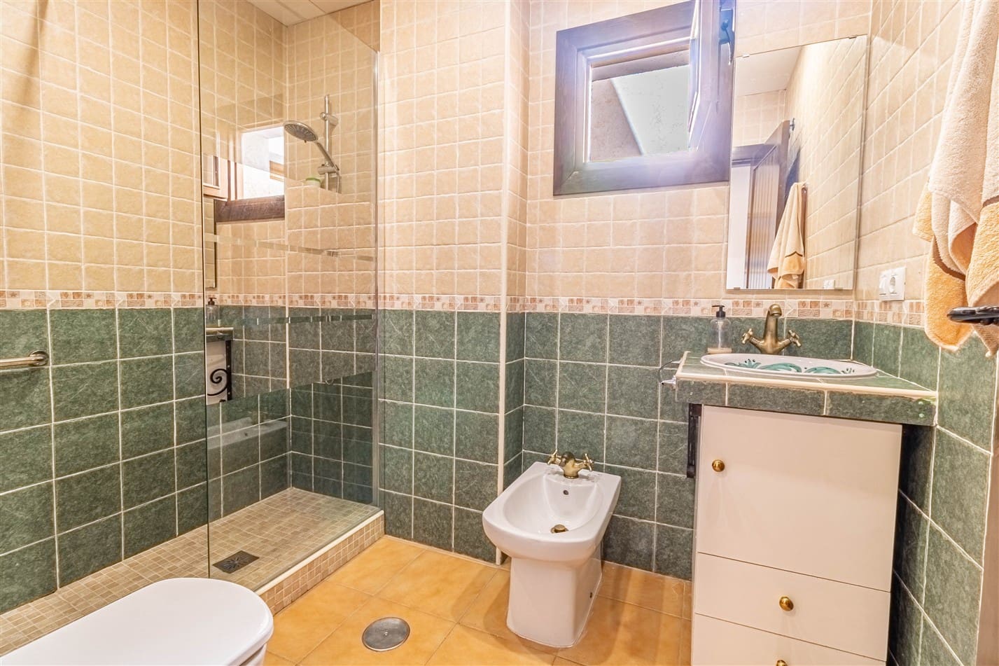 2 quarto Apartamento para venda em Carataunas com piscina garagem - 120 000 € (Ref: 9841788)