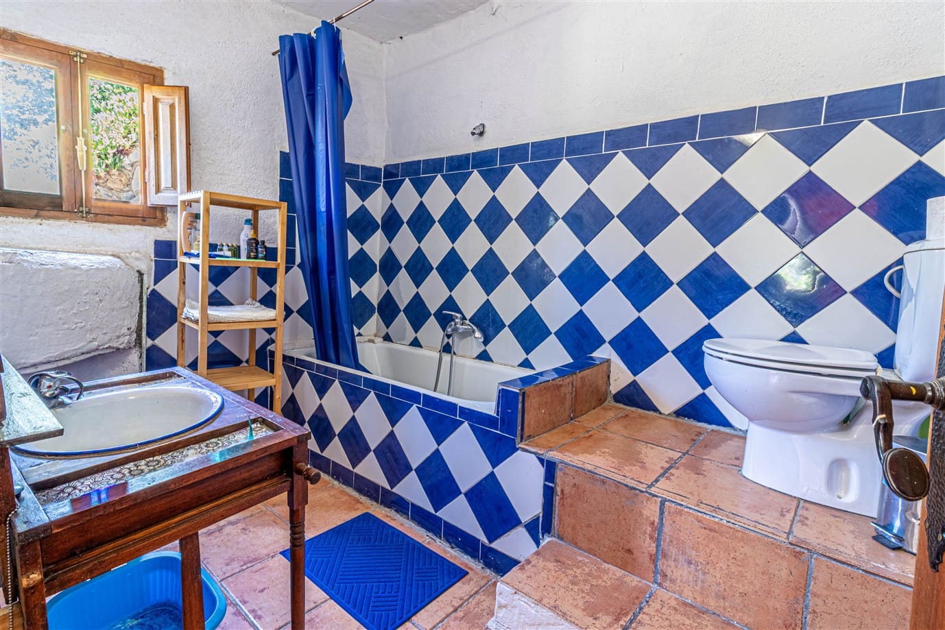 2 bedroom Finca/Country House for sale in Lanjaron with pool garage - € 265,000 (Ref: 9844582)