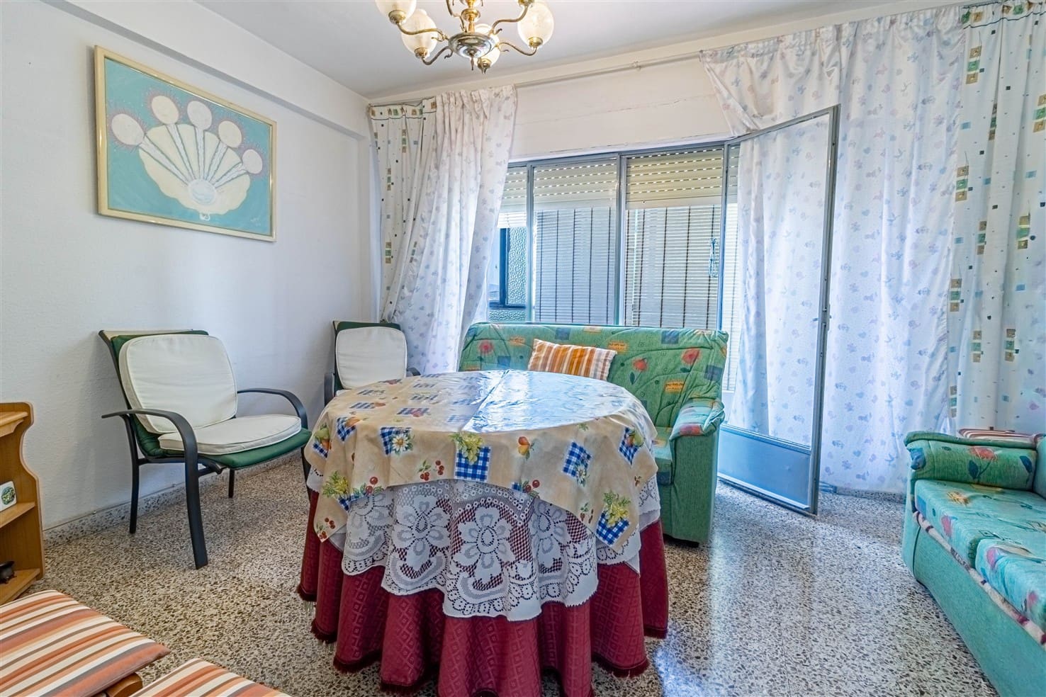 4 bedroom Apartment for sale in Orgiva - € 72,000 (Ref: 9874380)