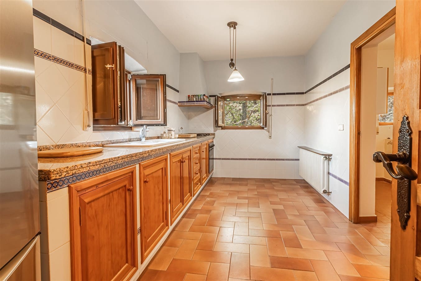 2 bedroom Finca/Country House for sale in Alpujarra de la Sierra with garage - € 250,000 (Ref: 9875276)
