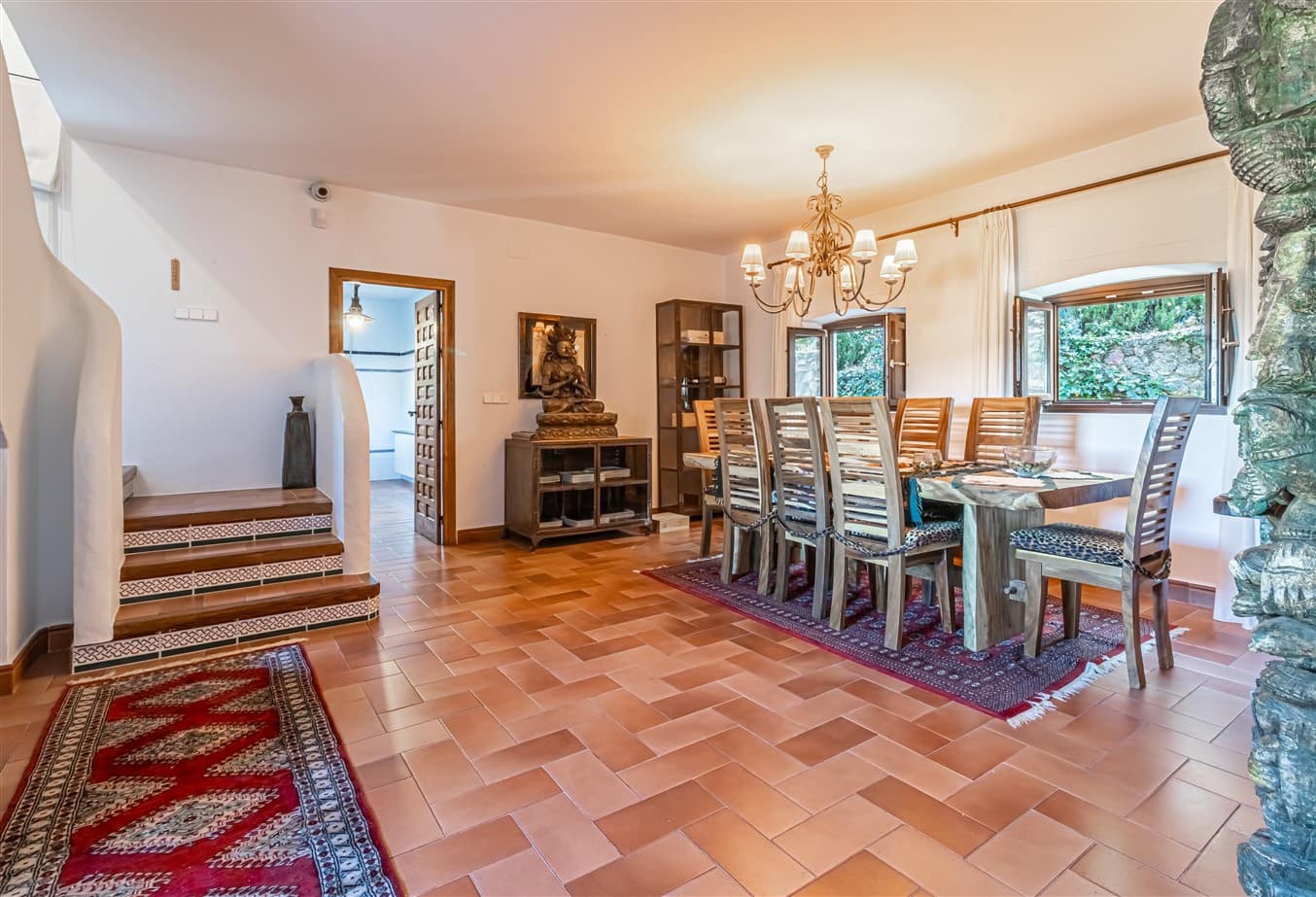 2 bedroom Finca/Country House for sale in Alpujarra de la Sierra with garage - € 250,000 (Ref: 9875276)