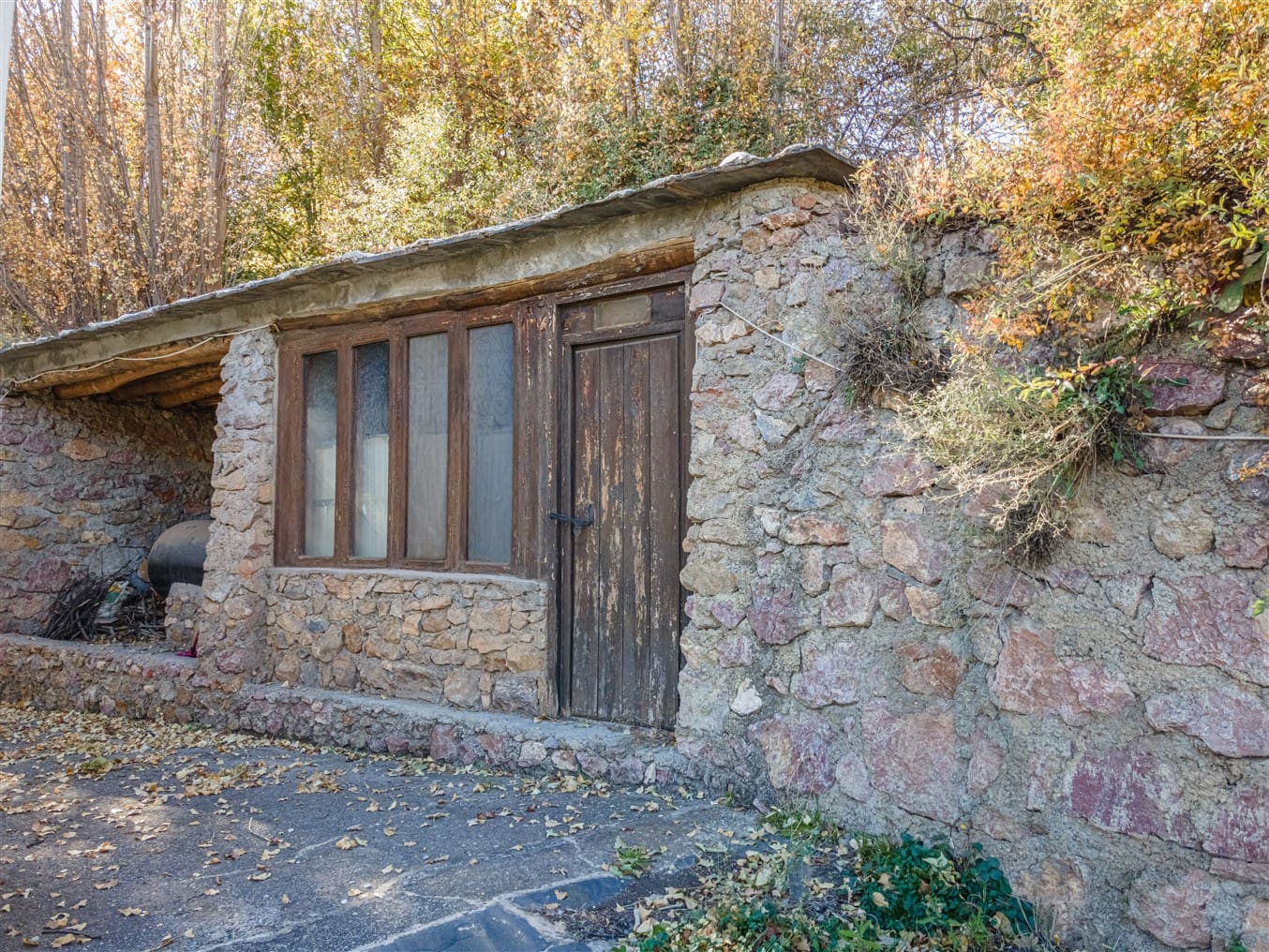 2 bedroom Finca/Country House for sale in Alpujarra de la Sierra with garage - € 250,000 (Ref: 9875276)
