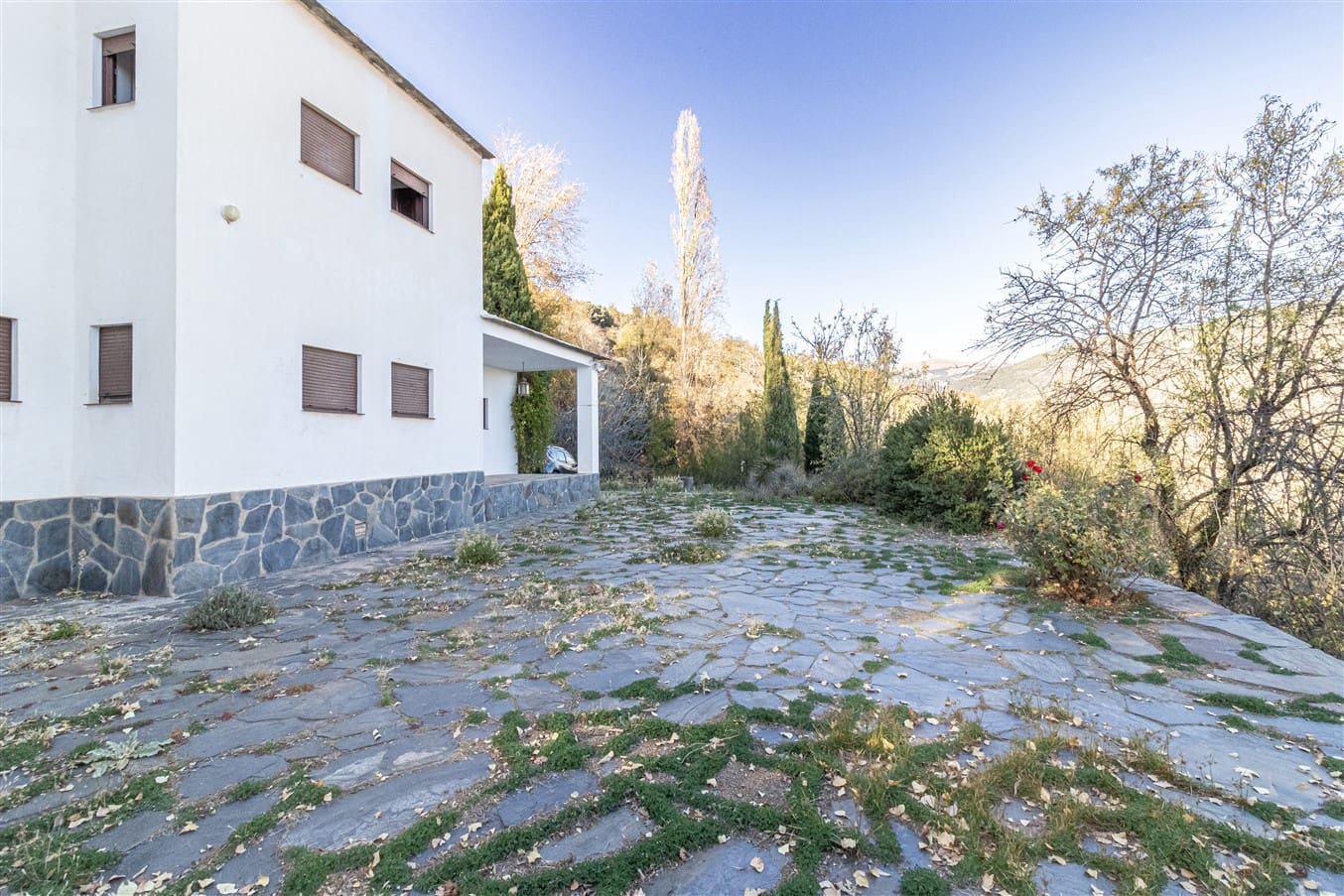 2 bedroom Finca/Country House for sale in Alpujarra de la Sierra with garage - € 250,000 (Ref: 9875276)