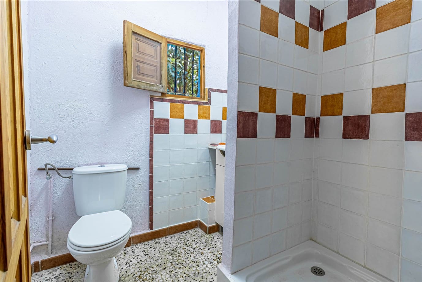 6 bedroom Finca/Country House for sale in Pampaneira with pool garage - € 275,000 (Ref: 9971677)