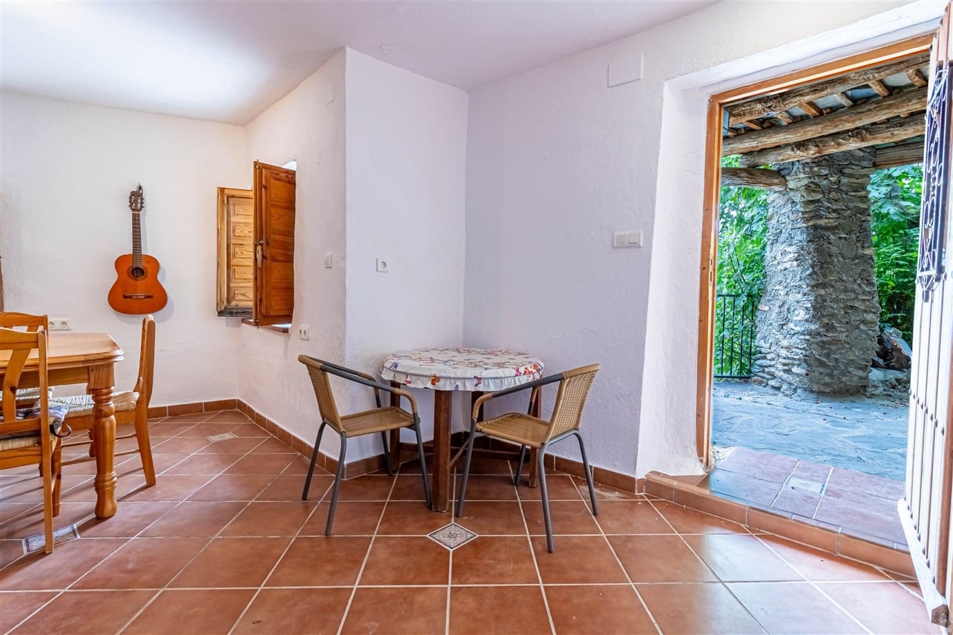 6 bedroom Finca/Country House for sale in Pampaneira with pool garage - € 275,000 (Ref: 9971677)