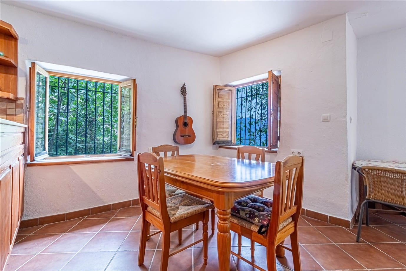 6 bedroom Finca/Country House for sale in Pampaneira with pool garage - € 275,000 (Ref: 9971677)